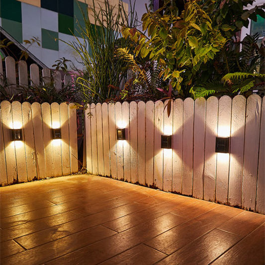 EcoGlow™ 5-in-1 Solar Wandlamp